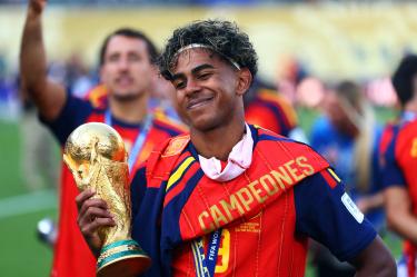 Lamine Yamal, en la historia del futbol. Campeón del Mundo y Europa con 19 años