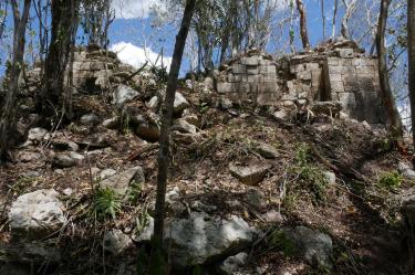 El arqueólogo esloveno Ivan Šprajc revela algunas claves del reciente hallazgo del sitio arqueológico de Minanbé, en Campeche.