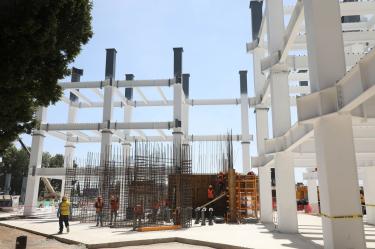 Con estas acciones, el gobierno federal busca incrementar la capacidad hospitalaria, renovar instalaciones médicas y ampliar la cobertura de atención.