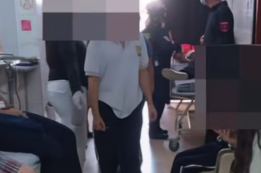 Una broma con gas pimienta intoxicó a 22 alumnos en San Vicente Ferrer; el hospital municipal colapsó y se activaron protocolos de emergencia.