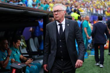Carlo Ancelotti, siempre en la mira de los grandes equipos.