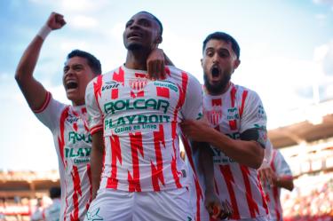 Necaxa se queda con los tres puntos en el duelo en Aguascaleintes-