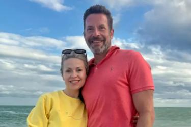 Kristopher Karolkiewicz, de 47 años, asesinó a su esposa Mandy y a sus seis hijos; autoridades analizan los dispositivos electrónicos localizados en la escena del crimen.