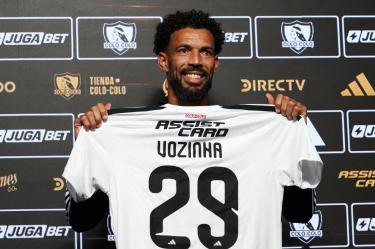 Vozinha peleará por un puesto titular en la portería
