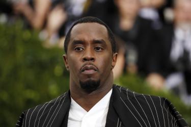 Sean "Diddy" Combs no saldrá de prisión en la fecha establecida.