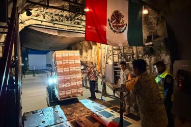 Fuerzas Armadas de México despliegan puente aéreo con ayuda humanitaria hacia Colombia tras el sismo