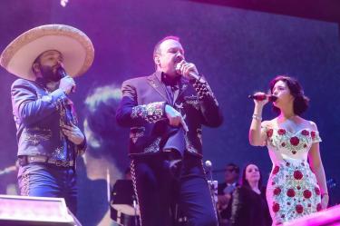 Ángela Aguilar felicita a Leonardo Aguilar por su cumpleaños con un tierno recuerdo