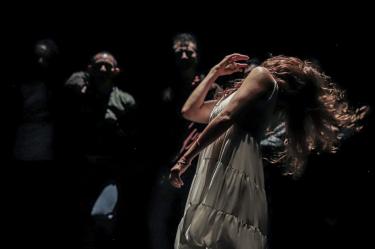 El montaje 'Relato. No hay inframundo, sólo laberintos', de la coreógrafa Bárbara Alvarado y el director de escena Juan Carlos Franco, será presentado en el Teatro de la Danza Guillermina Bravo, del 20 al 23 de agosto.