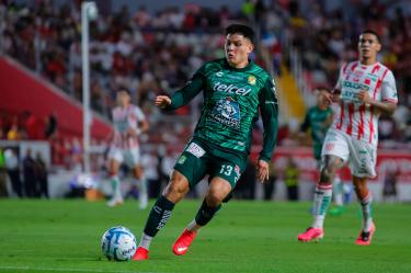 Daniel Arcila marcó el primer gol para el León al minuto 27'.