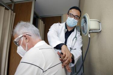 El sistema público de salud registra un incremento en la atención médica durante los primeros siete meses de 2026.