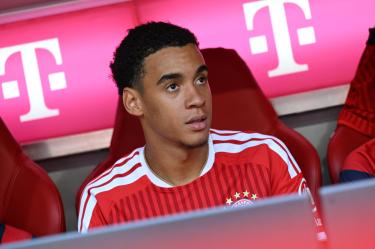 Musiala volvió a sufrir un desmayo en un partido del Bayern Munich