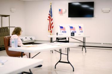Las elecciones primarias en Florida, Alaska y Wyoming definen el control del Congreso estadounidense y miden las fuerzas internas de los partidos.