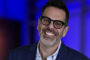 José Alberto Suárez, presidente de Telemundo en Florida, murió en un accidente aéreo en Kenia junto a Michele Sensi-Contugi y su esposa Stephany Hollihan.