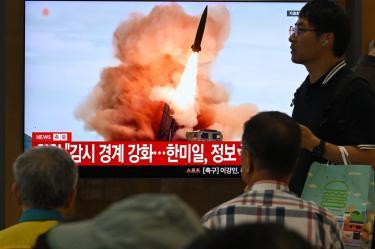 Corea del Norte disparó diez misiles balísticos tras el anuncio de una próxima reunión entre Donald Trump y Kim Jong Un.