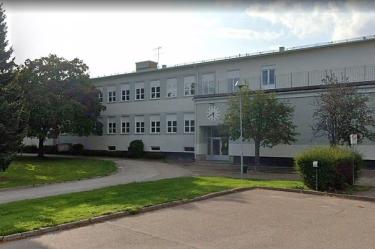 La policía sueca detuvo a un agresor armado con una espada tras un ataque en la escuela Brinellskolan de Fagersta.