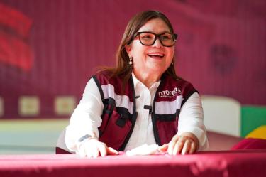 La senadora con licencia Imelda Castro cuestionó el regreso de Rubén Rocha Moya a la gubernatura de Sinaloa, señalando que debe prevalecer el proyecto colectivo de Morena.