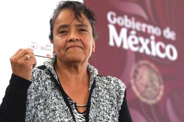 De acuerdo con información oficial, esta primera etapa está dirigida principalmente a personas adultas mayores y personas con discapacidad.FOTO: PRESIDENCIA/CUARTOSCURO.COM