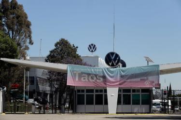 Rechazan trabajadores del SITIAVW oferta de Volkswagen