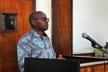 Uganda extraditará a Katungi Michael Mpeirwe, militar retirado acusado de suministrar armas al CJNG.