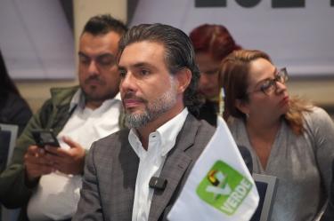 Jesús Sesma Suárez, diputado con licencia y dirigente del Partido Verde en la capital del país, busca aminorar la extracción de los pozos del Valle de México y disminuir la carga sobre el sistema de distribución de la ciudad.