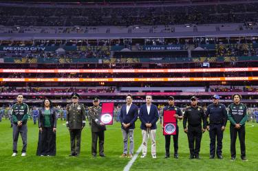 FMF da homenaje a policía que estuvo en el Mundial 2026