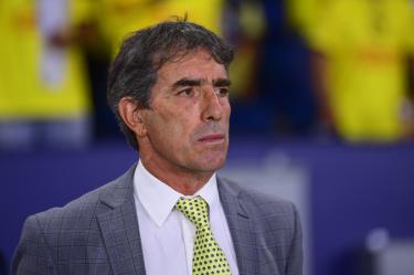 Guillermo Almada agradece que Brian Rodríguez y Cáceres se queden en el América