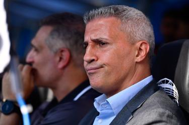 Hernán Crespo aseguró que su prioridad está en el Atlas y evitó alimentar los rumores sobre un posible regreso a River Plate.