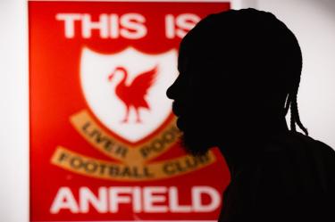 Bradley Barcola llega al Liverpool por 125 MDE procedentes del PSG.