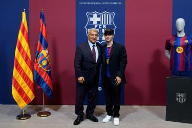 El Barcelona cumplió el sueño de un aficionado mexicano y lo invitaron al Camp Nou