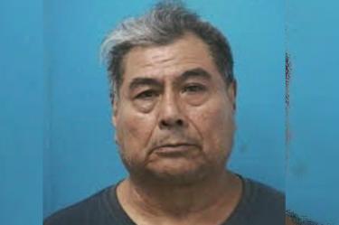 Camilo Campos-Hurtado, entrenador juvenil en Tennessee, fue condenado a 30 años de prisión por explotación sexual infantil.