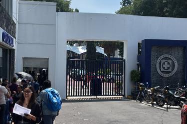 Al término del entrenamiento, los jugadores hicieron un asado para charlar.