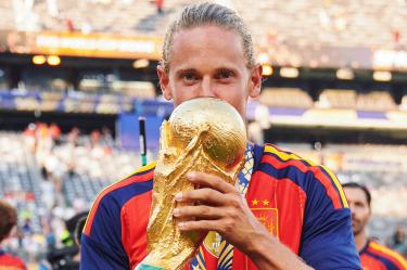Marcos Llorente anuncia su retiro de la selección española de fútbol tras proclamarse campeón del mundo.