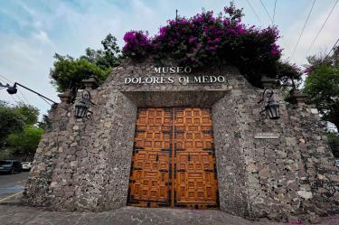 Antes de morir, Dolores Olmedo estipuló que los martes el ingreso al museo que lleva su nombre sería de forma gratuita.