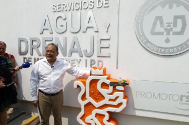 Mijes exhibe ineficiencia y corrupción de Agua y Drenaje de Monterrey