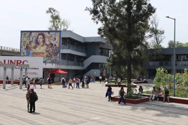 Los estudiantes de la universidad Rosario Castellanos reciben instrucción de profesores incorporados al SNII.