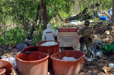 Tras concluir la inspección, los elementos navales procedieron a inutilizar el material localizado