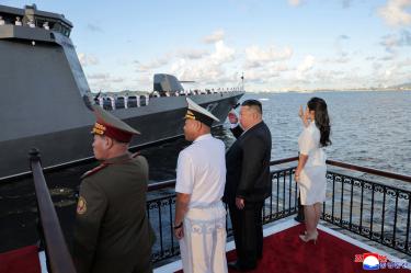 Kim Jong Un acompañado de su hija, Ju Ae, considerada como su sucesora designada.