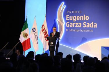 Fernández Carbajal destaca potencial de la inteligencia artificial