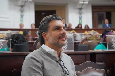 Jesús Sesma Suárez, dirigente del Partido Verde en la Ciudad de México, destacó que esta medida, impulsada por el Partido Verde, representa un beneficio directo para miles de familias capitalinas y una medida de justicia fiscal.