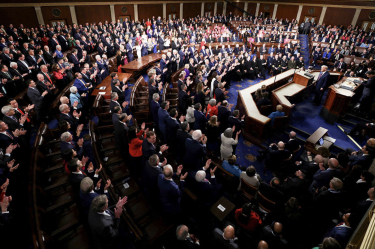 Los resultados del sondeo muestran que Estados Unidos pasa a la lista de las peores corrupciones gubernamentales del mundo.