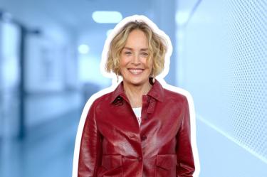La actriz, Sharon Stone, reveló nuevos detalles de su derrame cerebral de 2001.
