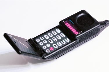 El Motorola MicroTAC fue el primer teléfono plegable en la historia de la telefonía móvil.