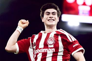 Armando "La Hormiga" González está en plan goleador en la Copa de Grecia