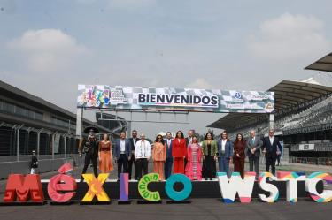 Brugada destacó que el turismo activo representa un modelo transformador para el siglo XXI