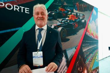 Matías Patanian, exdirectivo de River Plate, formó parte del Congreso Mundial de Turismo Deportivo, con el tema "River Plate: de club a marca destino global".