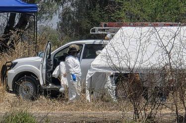 Colectivo de búsqueda realizando labores en narcopozo de Guanajuato.