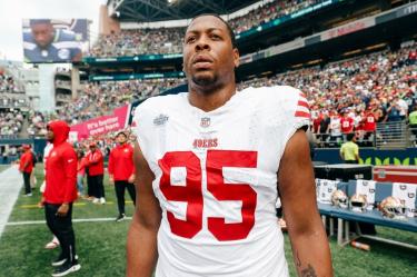 Alfred Collins sufrió una severa lesión durante una de las prácticas de los 49ers de San Francisco en Melbourne, a la espera del inicio de temporada.