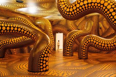 Más de 300 obras de Yayoi Kusama se exhibirán en Ámsterdam