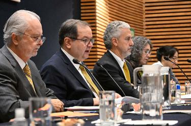 El rector Leonardo Lomelí planteó la posibilidad de vetar en futuras convocatorias a los aspirantes que cometan irregularidades en el examen de la UNAM.