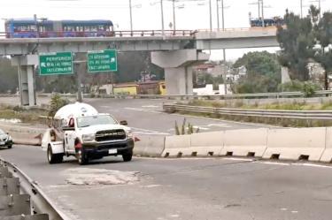 En la zona del Puente La Concordia hay baches, hundimientos, falta de señalización de curva peligrosa...